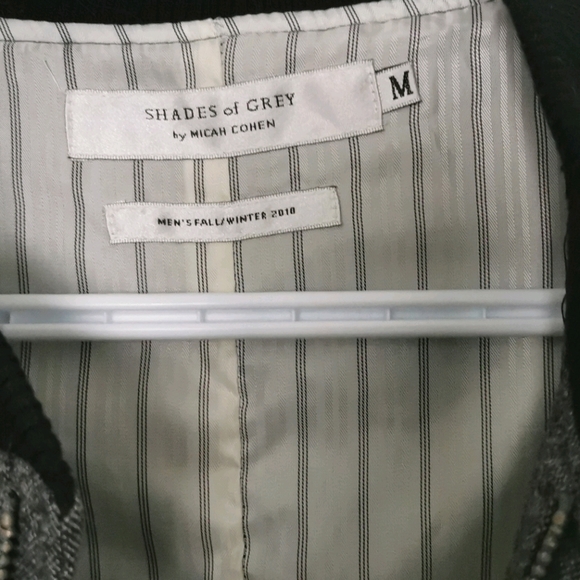 Men's Bomber Jacket - Picture 2 of 3